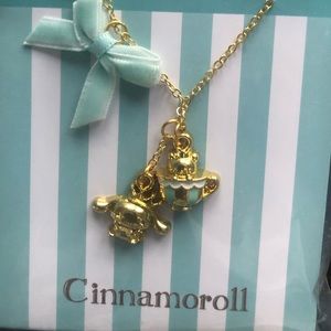 NWT Sanrio Cinnamoroll Crown Necklace